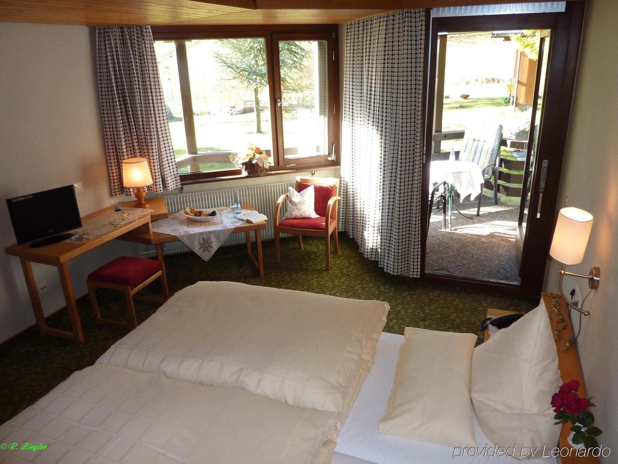 טודנאו Hotel Lawine מראה חיצוני תמונה