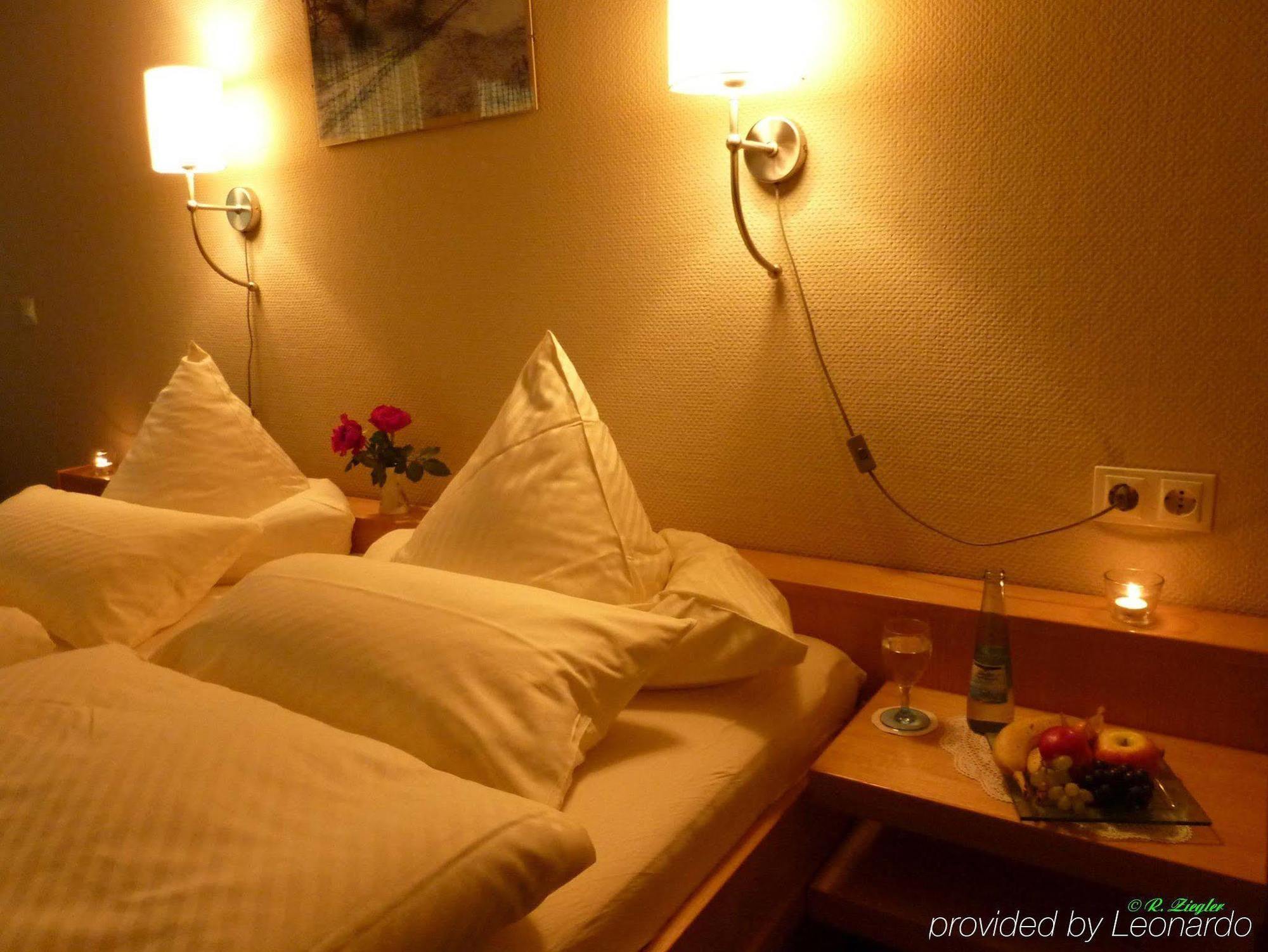 טודנאו Hotel Lawine מראה חיצוני תמונה